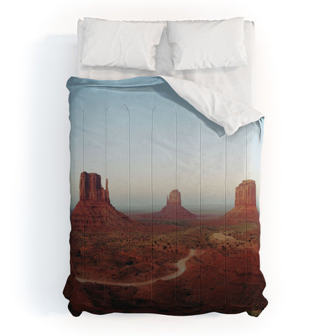 Kevin Russ Monument Valley Comforter