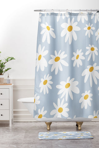 Lane and Lucia Lazy Daisies Shower Curtain And Mat
