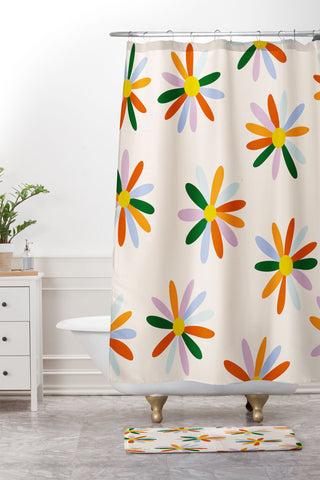 Lane and Lucia Patchwork Daisies Shower Curtain And Mat