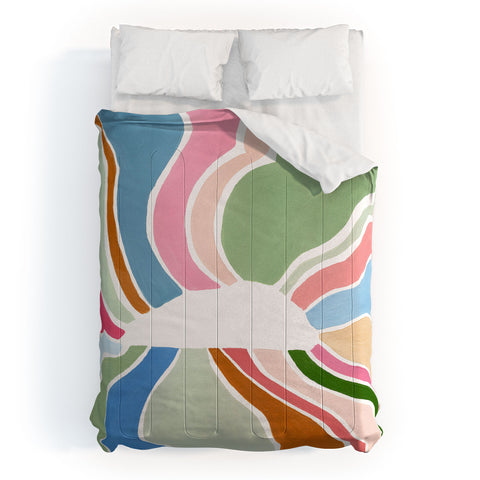 Laura Fedorowicz Sunburst White Center Comforter