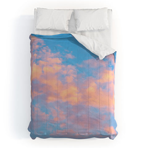 Lisa Argyropoulos Dream Beyond The Sky Comforter