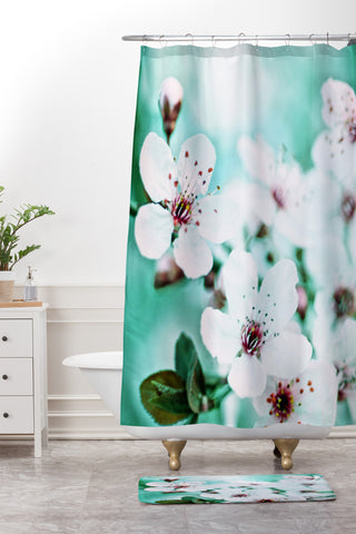 Lisa Argyropoulos Echo Shower Curtain And Mat