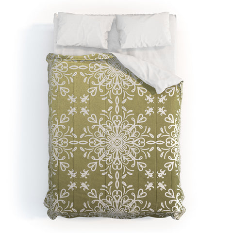 Lisa Argyropoulos Elegance White Whispers Comforter