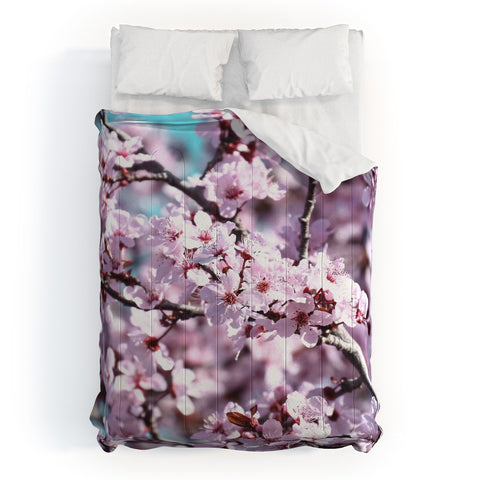 Lisa Argyropoulos She Dreams Comforter