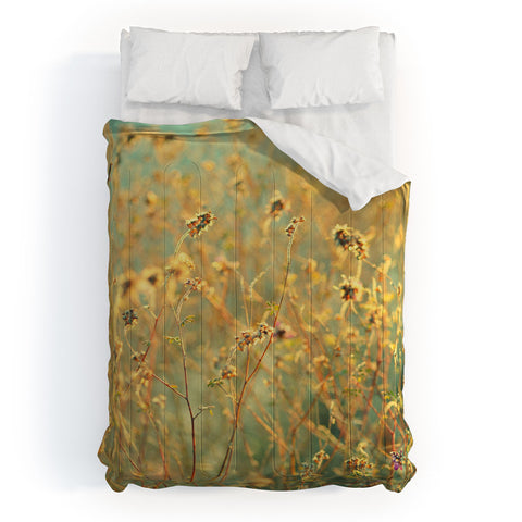 Lisa Argyropoulos Wanderlust Bright Comforter