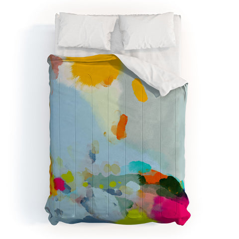 lunetricotee pink hill with sun ray Comforter