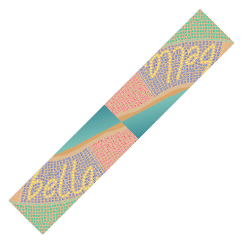 Lyman Creative Co Bella Beautiful Italy Beach Table Runner