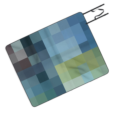 Madart Inc. Refreshing II 6 Picnic Blanket