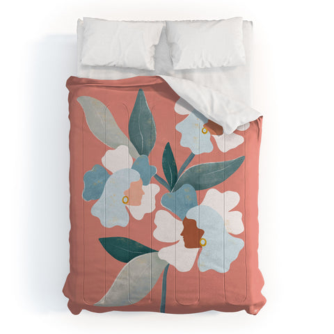 Maggie Stephenson Blooms I Comforter