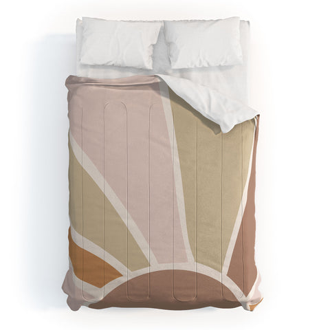 Mambo Art Studio Boho Retro Sun Comforter