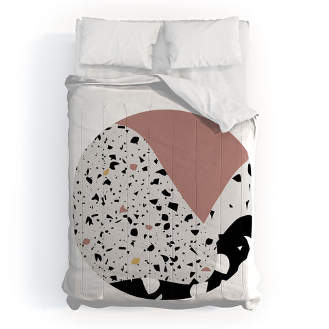Mambo Art Studio Terrazzo in Pink Circle Comforter