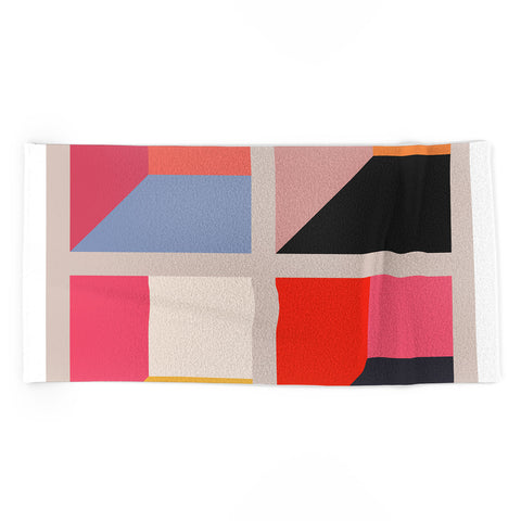 Marin Vaan Zaal Vanishing A17 Beach Towel