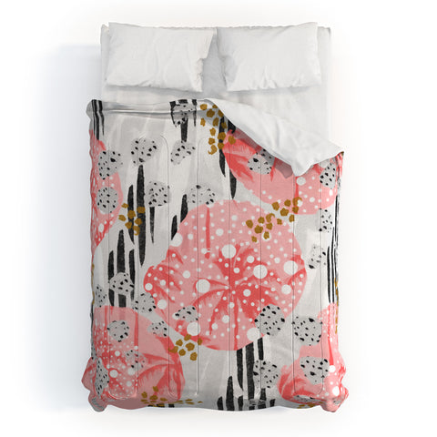 Marta Barragan Camarasa Abstract Tropical Comforter