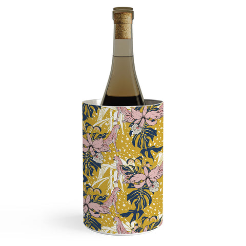 Marta Barragan Camarasa Animals in the wild nature I Wine Chiller