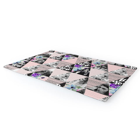Marta Barragan Camarasa Be you triangles Area Rug
