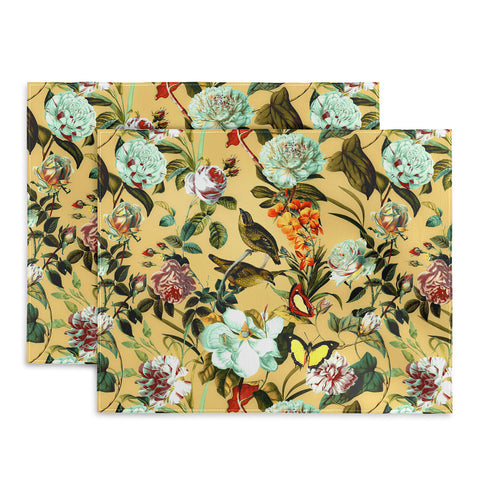 Marta Barragan Camarasa Birds in floral bouquets Placemat