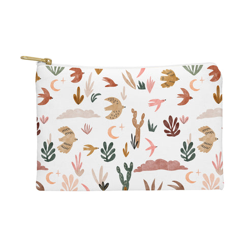 Marta Barragan Camarasa Birds in the desert Pouch