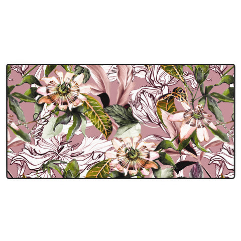 Marta Barragan Camarasa Blooming wild botanical paradise Desk Mat