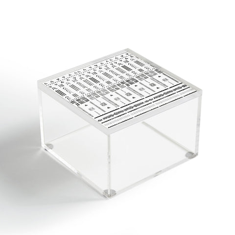 Marta Barragan Camarasa BW Minimal Nomad Acrylic Box