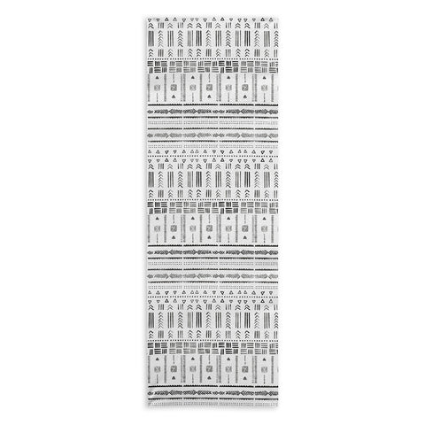 Marta Barragan Camarasa BW Minimal Nomad Yoga Towel