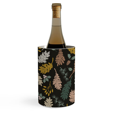 Marta Barragan Camarasa Dark meadow winter season I Wine Chiller