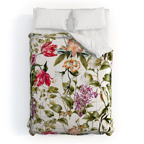 Marta Barragan Camarasa detailed botanical garden Comforter