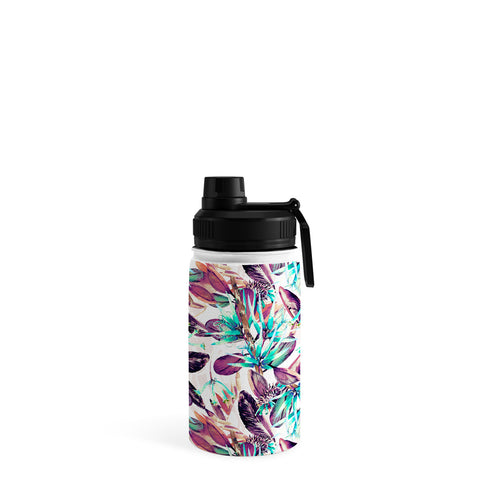 Marta Barragan Camarasa Exotic winter botany Water Bottle