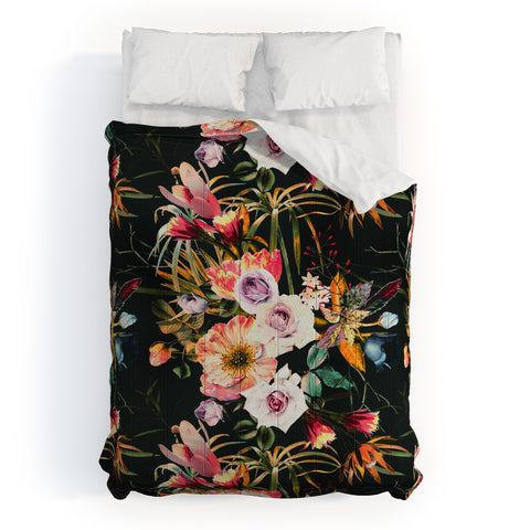 Marta Barragan Camarasa Garden bouquets Comforter