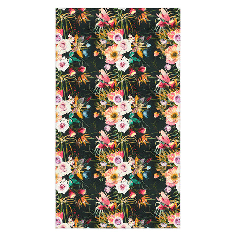 Marta Barragan Camarasa Garden bouquets Tablecloth