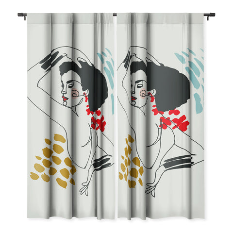 Marta Barragan Camarasa Glamorous lady Blackout Non Repeat