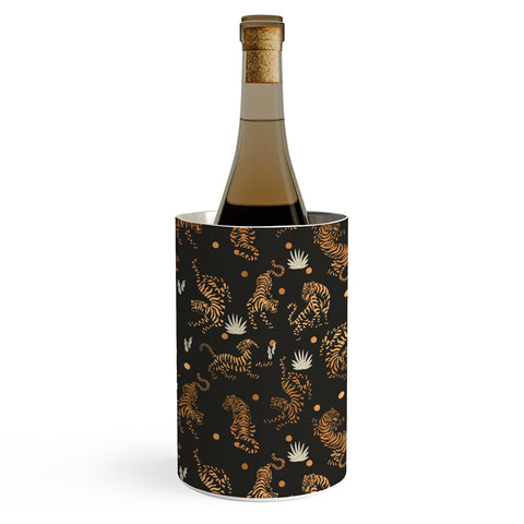 Marta Barragan Camarasa Golden tigers Wine Chiller