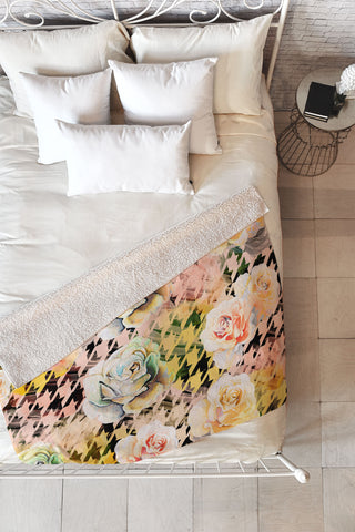 Marta Barragan Camarasa Houndstooth and flowers Fleece Throw Blanket