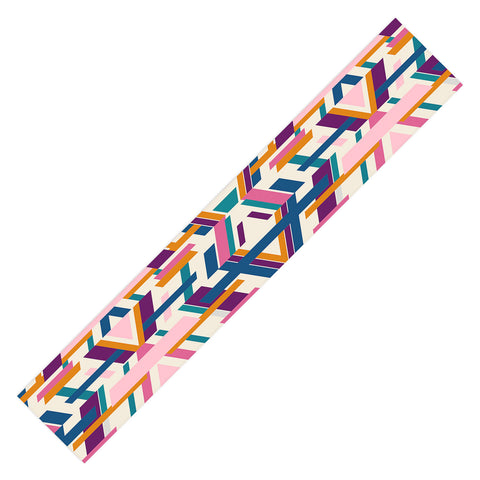 Marta Barragan Camarasa Linear elements Table Runner