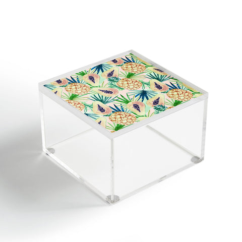 Marta Barragan Camarasa Live the summer Acrylic Box