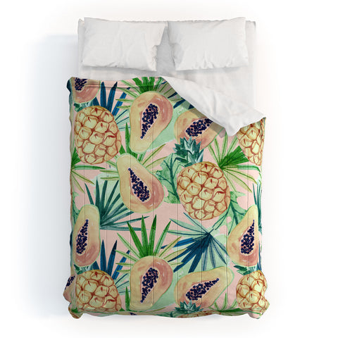 Marta Barragan Camarasa Live the summer Comforter