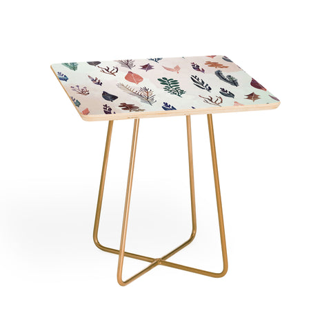 Marta Barragan Camarasa Mix of plants Side Table
