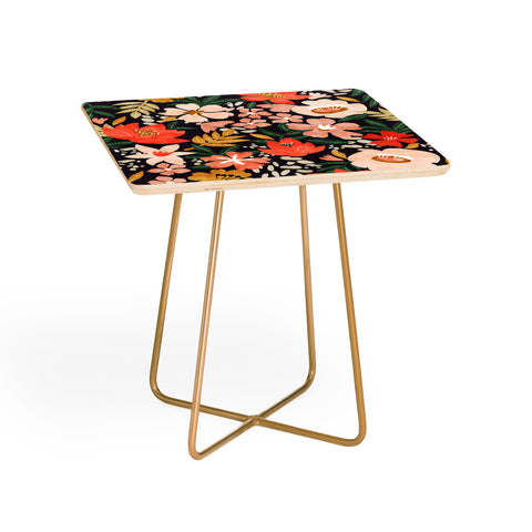Marta Barragan Camarasa Modern meadow blooming Side Table