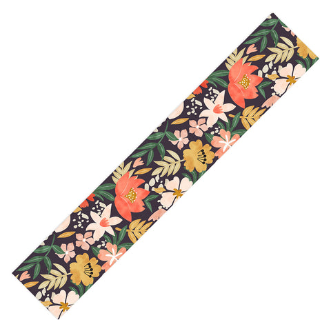 Marta Barragan Camarasa Modern meadow blooming Table Runner