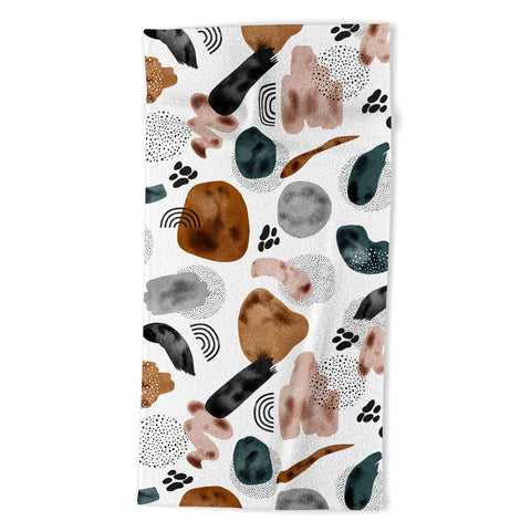 Marta Barragan Camarasa Modern shapes and points Beach Towel