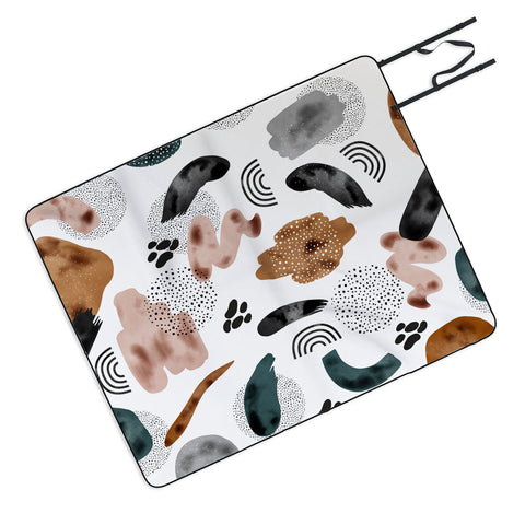 Marta Barragan Camarasa Modern shapes and points Picnic Blanket
