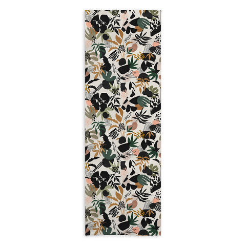 Marta Barragan Camarasa Modern simple jungle 50 Yoga Towel