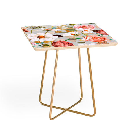 Marta Barragan Camarasa Nice garden blooms Side Table