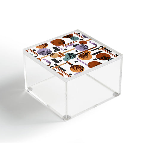 Marta Barragan Camarasa Palms in the geometric Acrylic Box