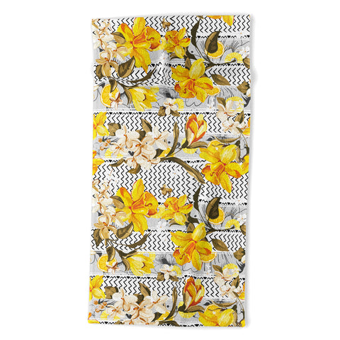 Marta Barragan Camarasa Pattern flowers and fruits Beach Towel