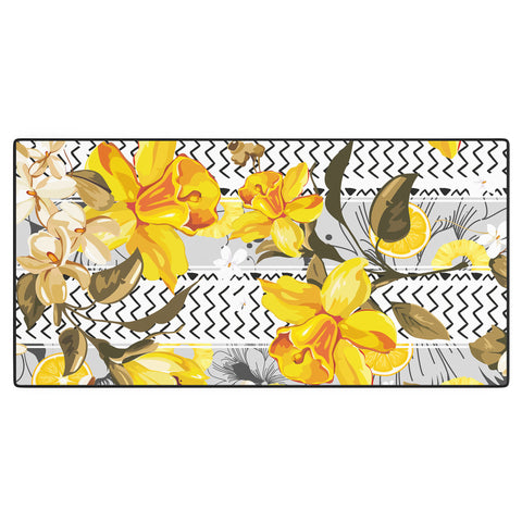 Marta Barragan Camarasa Pattern flowers and fruits Desk Mat