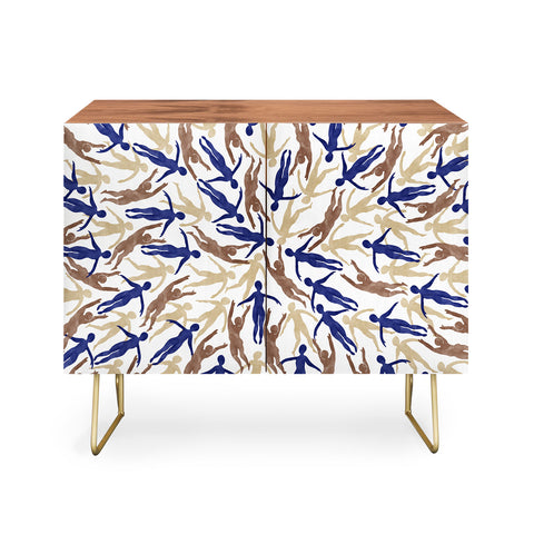 Marta Barragan Camarasa Tide of people Credenza