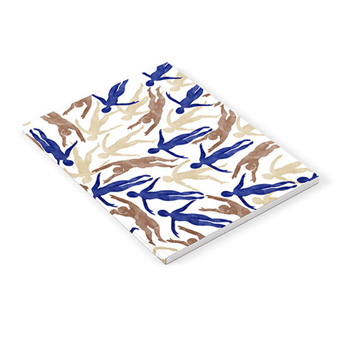 Marta Barragan Camarasa Tide of people Notebook