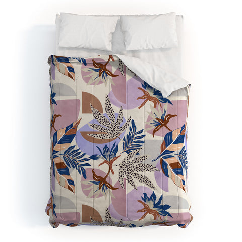 Marta Barragan Camarasa Tropical and geometric shapes Comforter