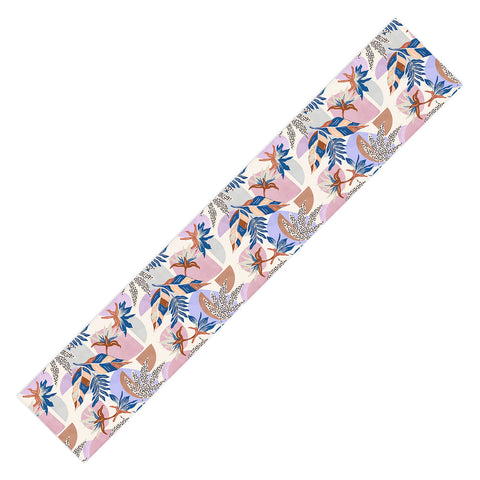 Marta Barragan Camarasa Tropical and geometric shapes Table Runner