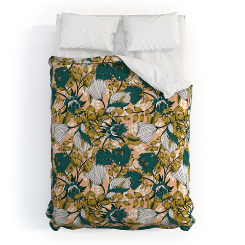 Marta Barragan Camarasa Tropical autumnal bloom Comforter